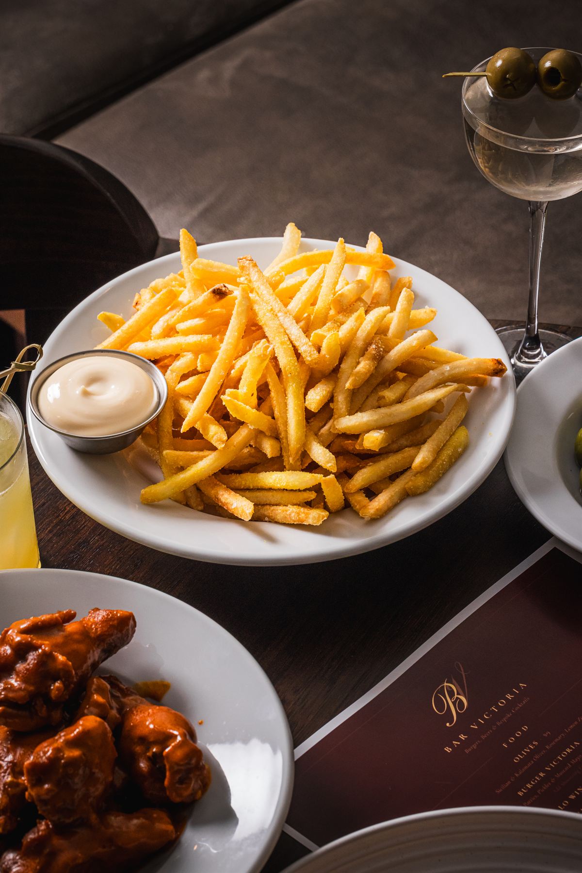 Shoestring fries with aioli